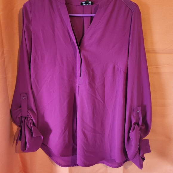 Women's Limited Cranberry Blouse, Size Small - Picture 1 of 6